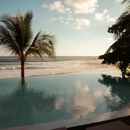 Puro Surf Hotel 埃尔蒙特 外观 照片
